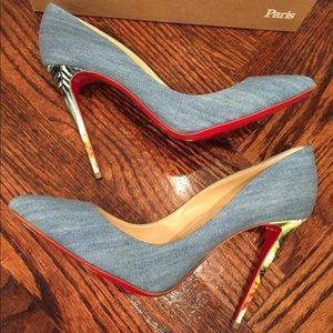 I FOUND THEM 🎊🎊🎊 thanks everyone!