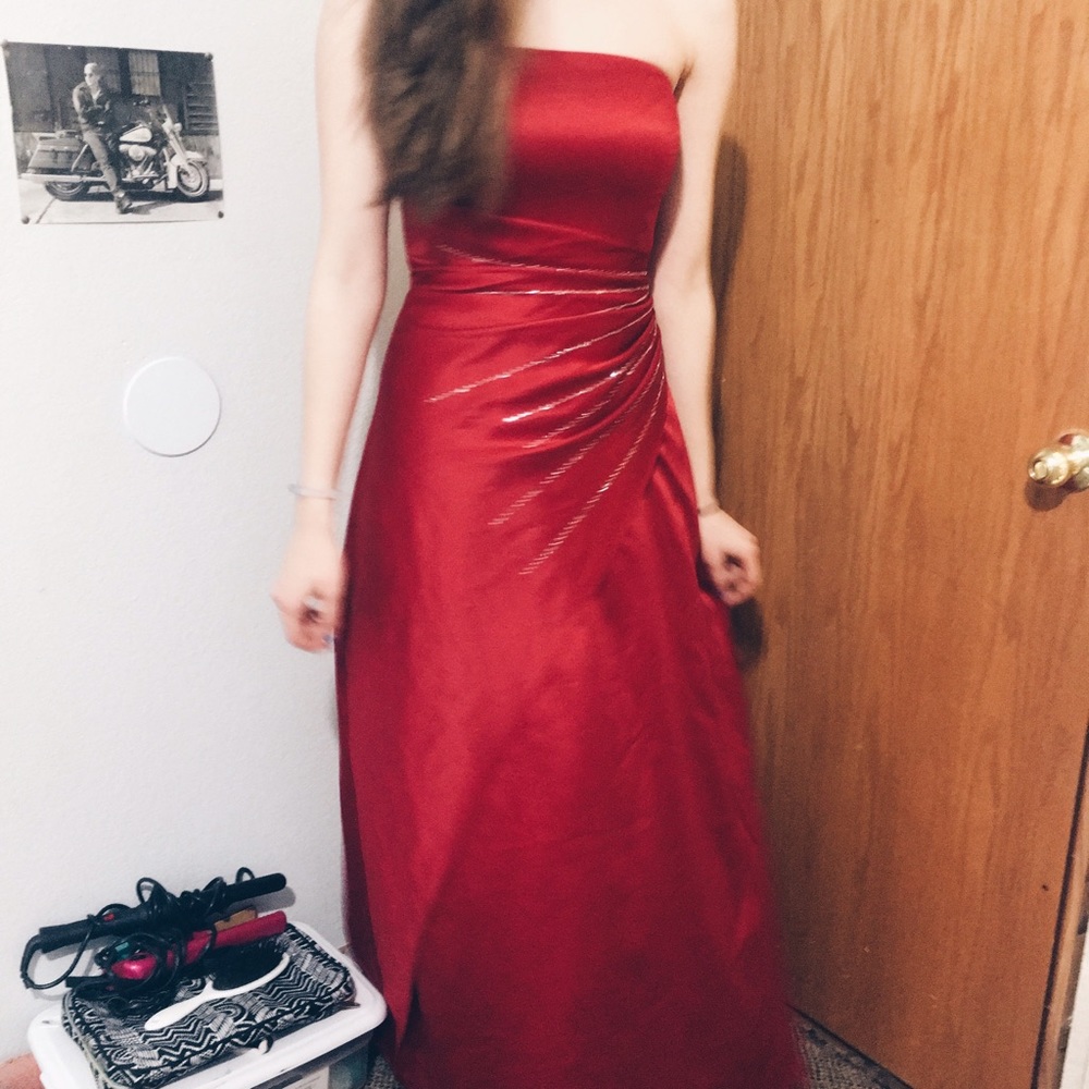Red Prom Dress - Picture 6 of 6