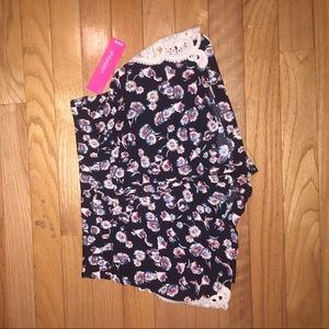 Xhilaration shorts