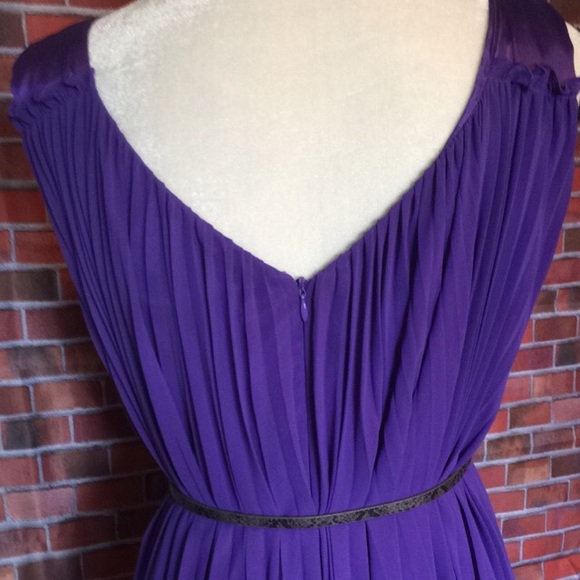 Nine West - Stunning pleated deep purple dress - Picture 6 of 8