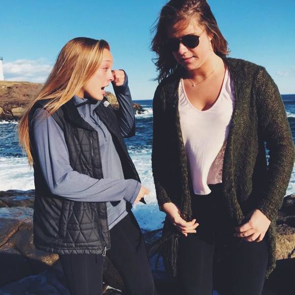 Meet your Posher, Julia - Picture 1 of 1