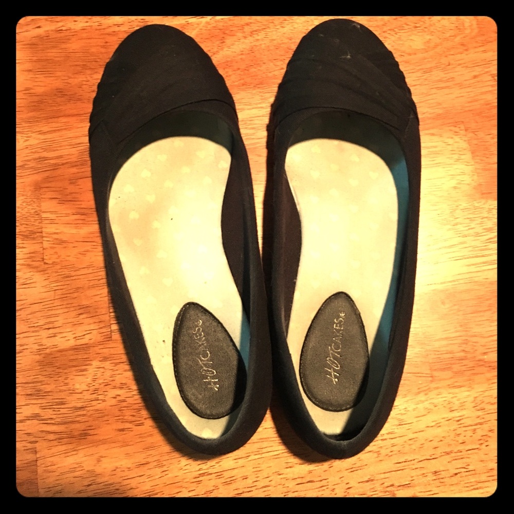 Black flats