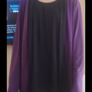 Black & Purple mock 2 pc  top by Essentials, 4X