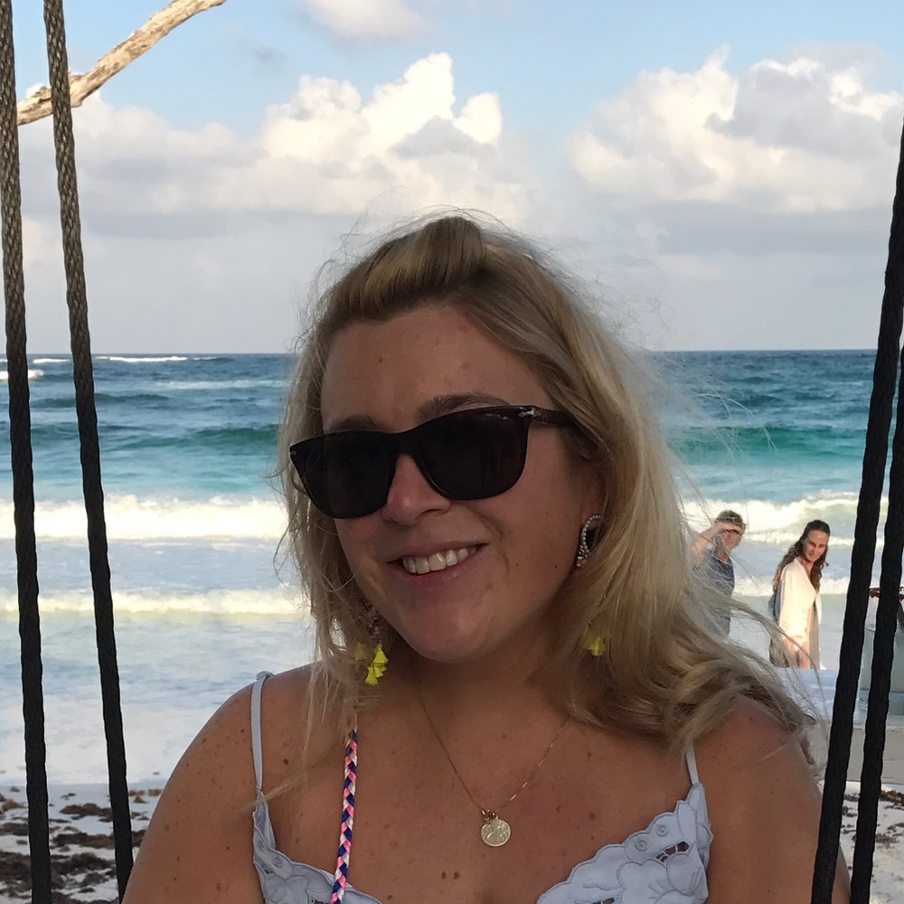 Meet your Posher, Dana