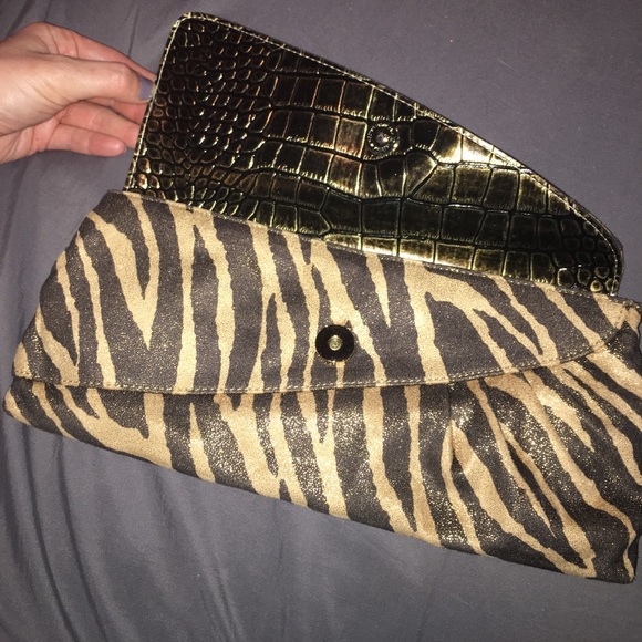 Guess Clutch - Picture 3 of 6