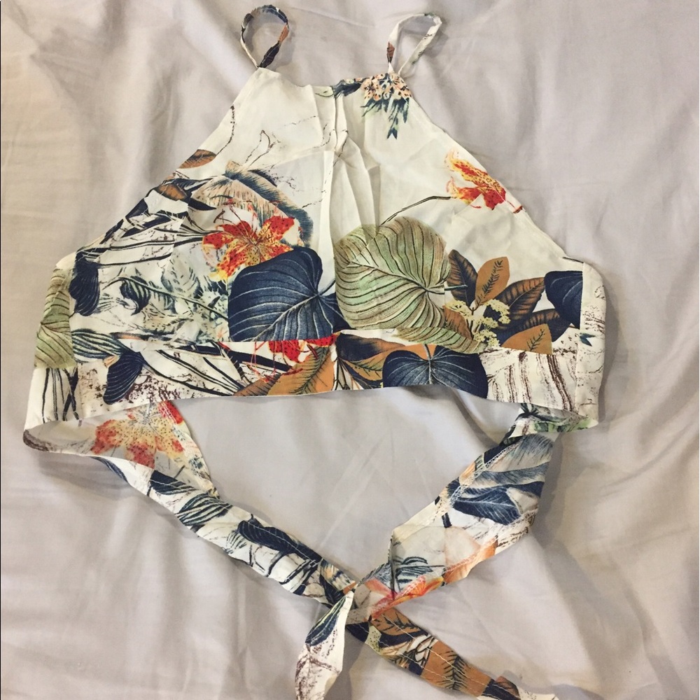 Floral two piece - Picture 5 of 8