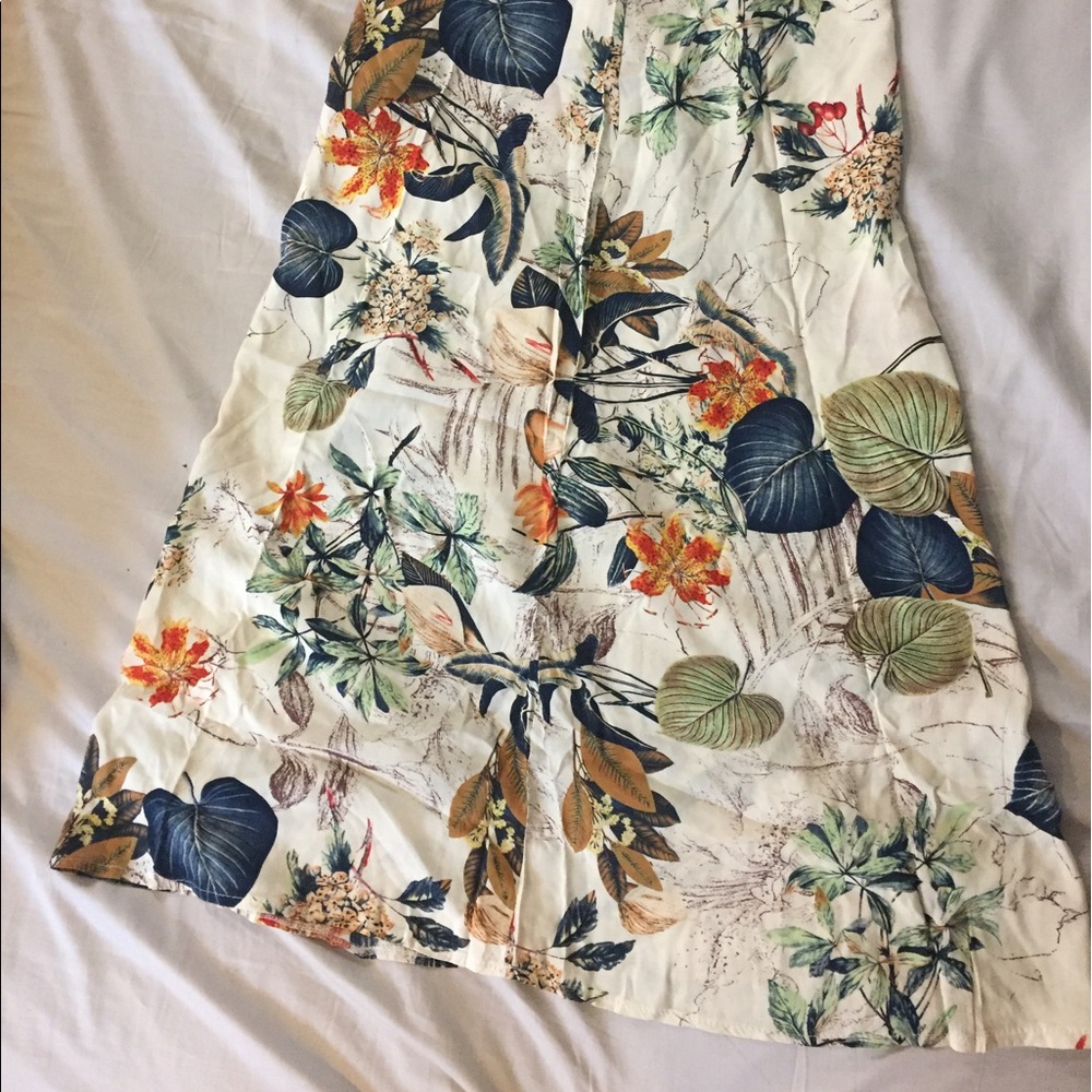 Floral two piece - Picture 7 of 8