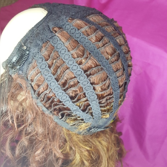 Synthetic U-Part wig. - Picture 6 of 6