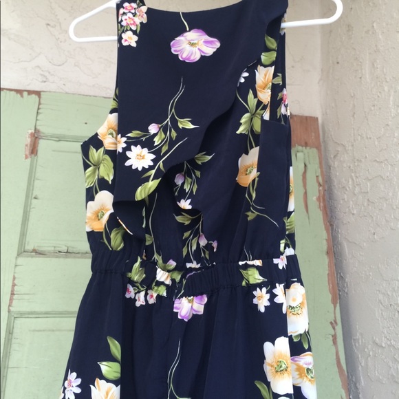 Navy floral mini dress with open back - Picture 4 of 4