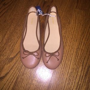 New tan Old Navy bow ballet flats size 6