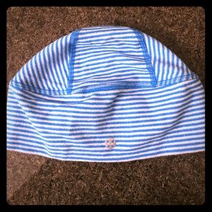 Lulu lemon running beanie