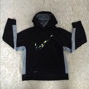 NIKE Therma-fit Sweatshirt