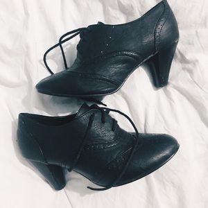 Oxford Type 3 inch Heels