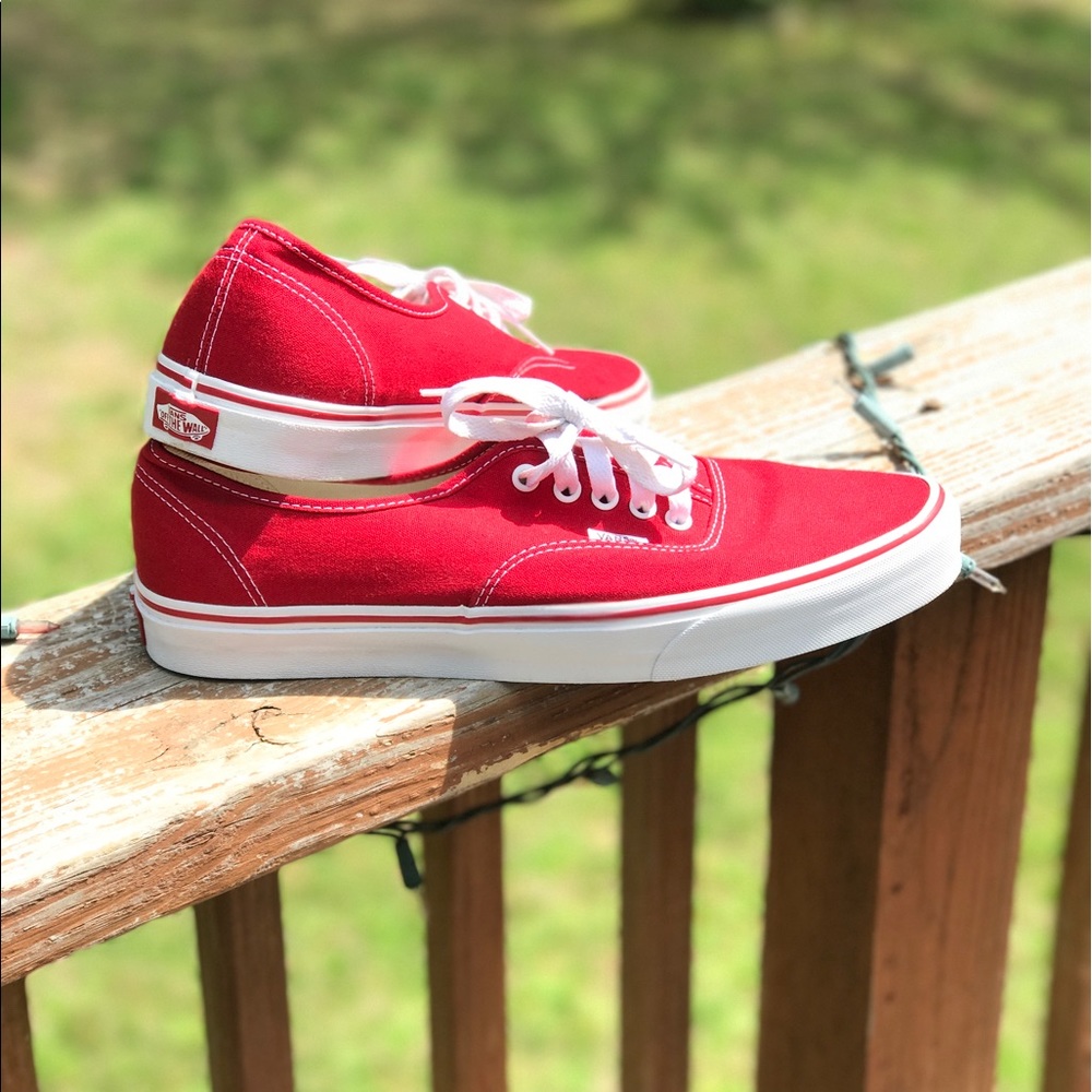 🔥‼️Like new Red Vans ‼️🔥