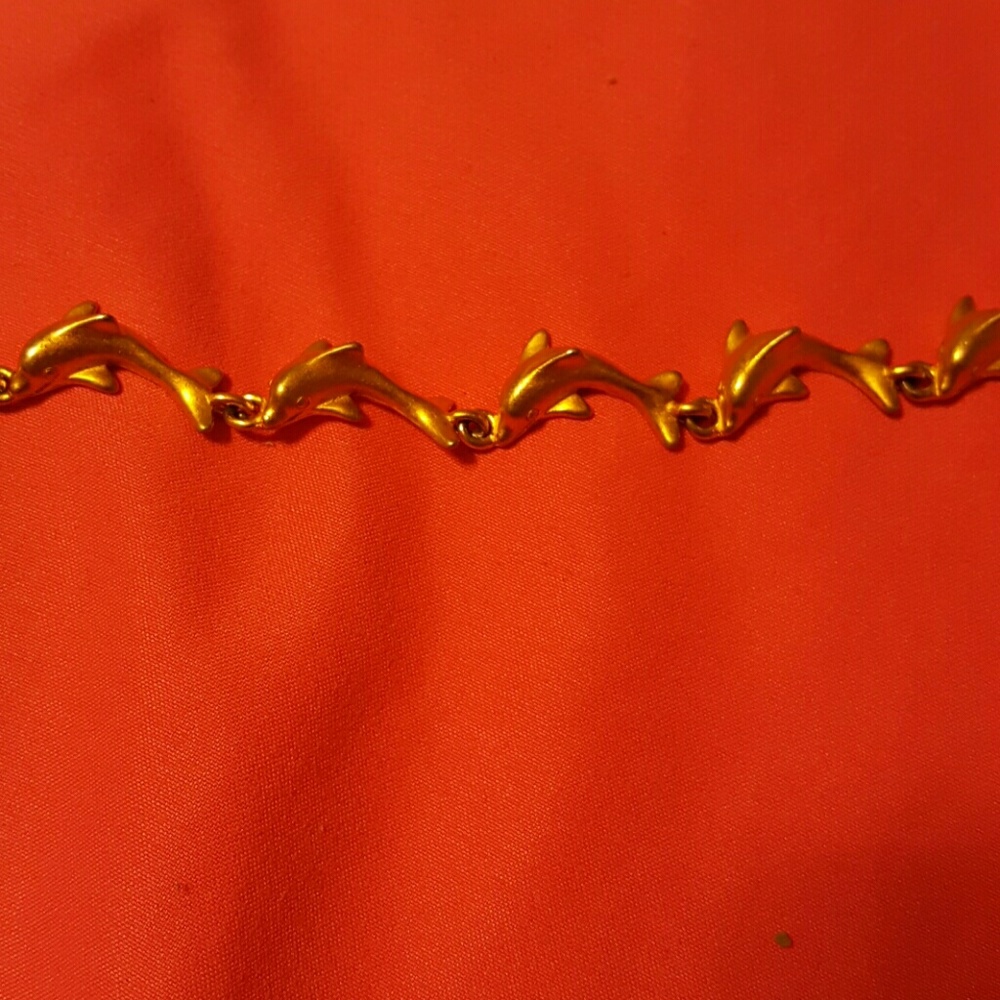 Dolphin braclet