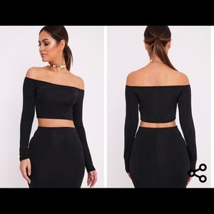 Off the shoulder long sleeve