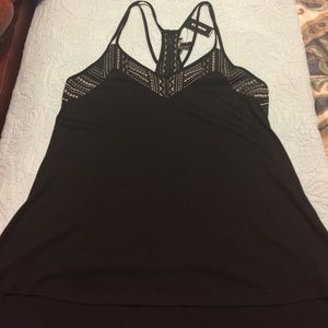 Sequenced strapy tank