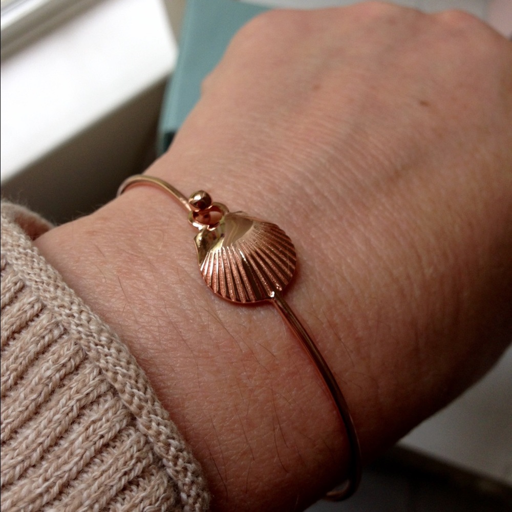 💖SALE💖BNIB Shell bracelet 🐚 - Picture 2 of 6