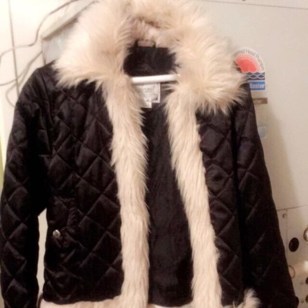 Medium fur jacket! So cute!
