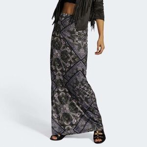 New! Boohoo Keira Paisley Side Split Maxi Skirt