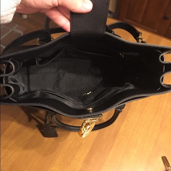 Black Michael Kors Hamilton Large Tote - Picture 4 of 4