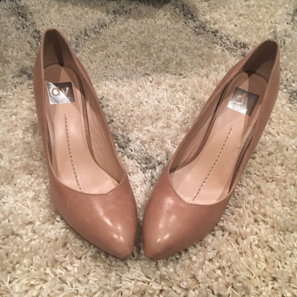 Dolce Vita nude pumps