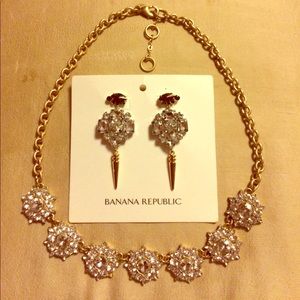 Earring & necklace set