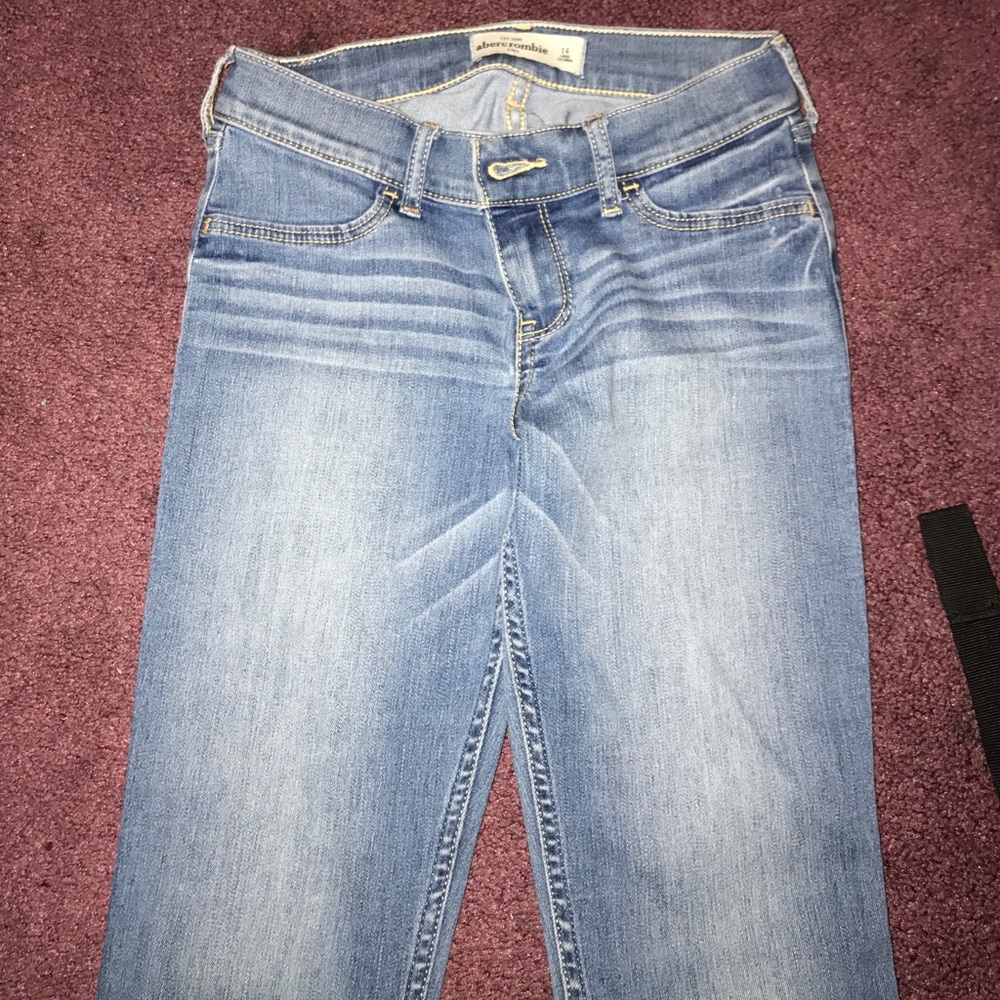abercrombie & fitch jeans