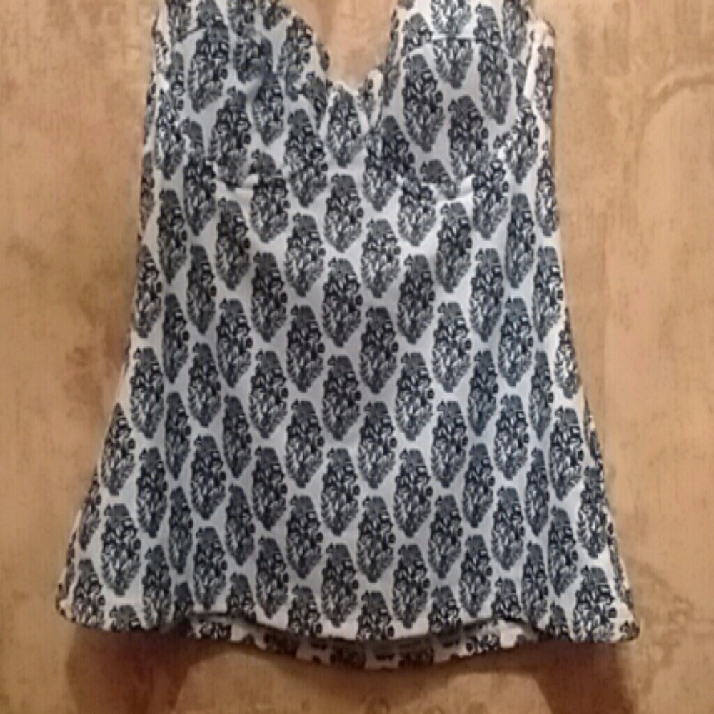 VINYARD VINES Swimsuit Top - Picture 2 of 8