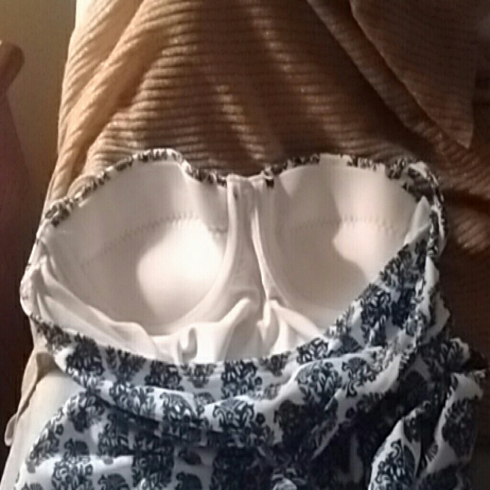 VINYARD VINES Swimsuit Top - Picture 7 of 8