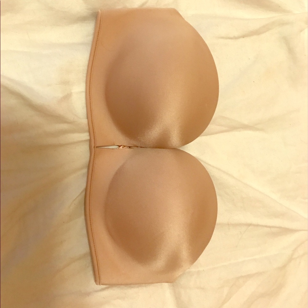 32C Strapless VS Bombshell bra