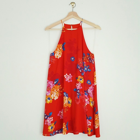 Everly Dresses & Skirts - Floral halter cami dress