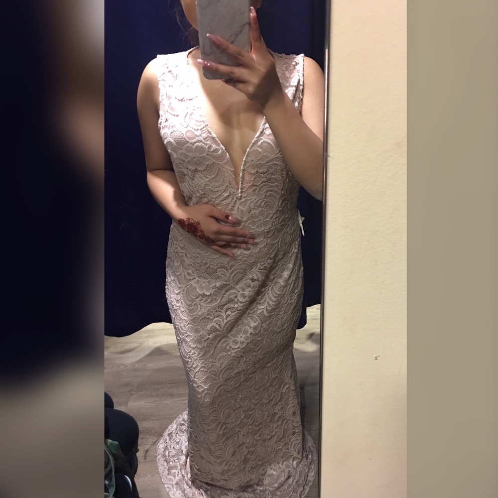 Pink Lace Formal/Prom Dress - Picture 2 of 3