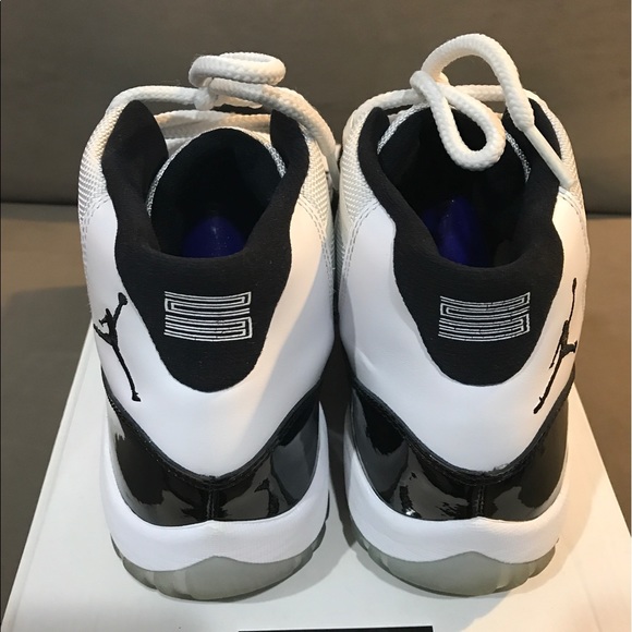jordan retro 11 size 10.5