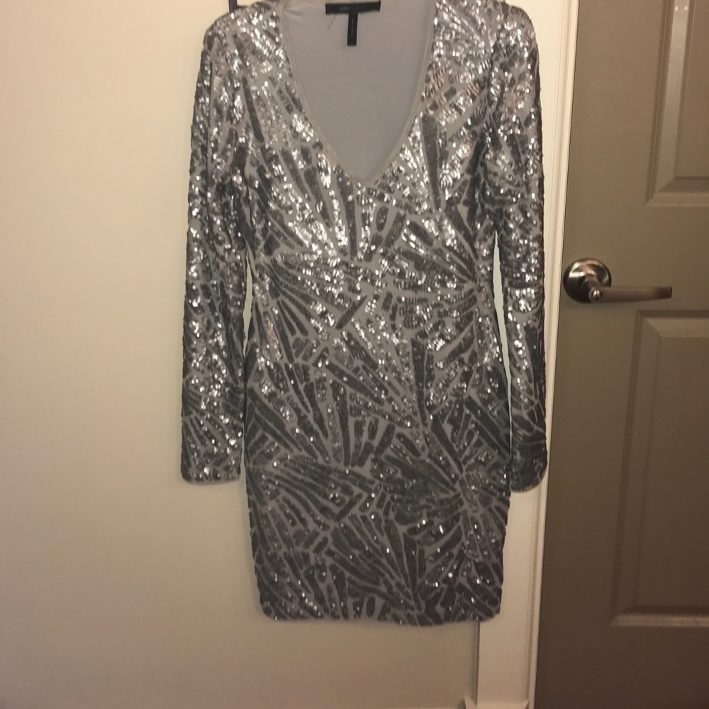 🍾BCBG Silver Sequin Dress Size Medium 🍾