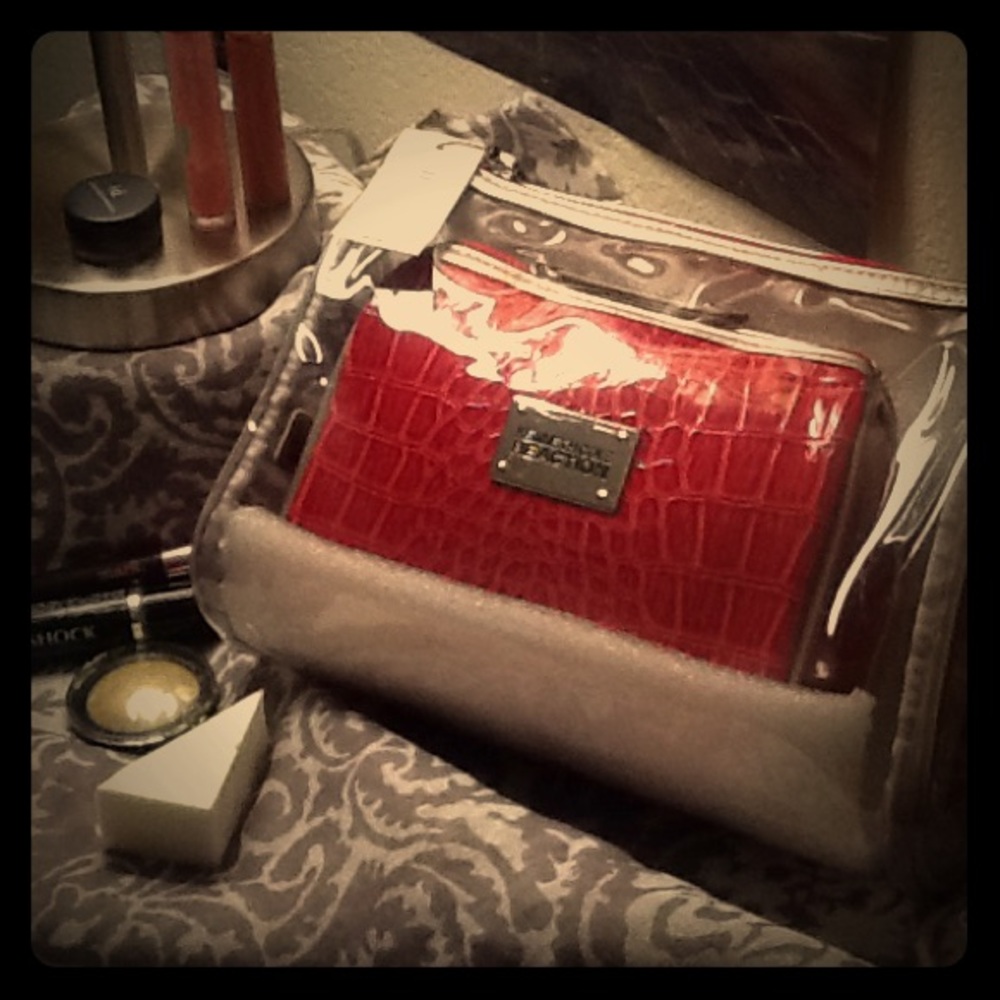 NWT Kenneth Cole Reaction Two clutch set