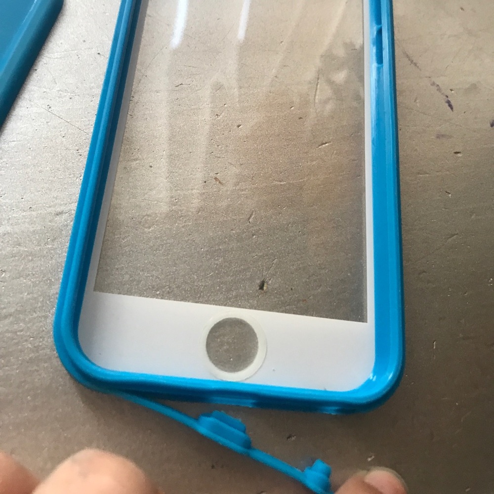 Phone case - Picture 4 of 5