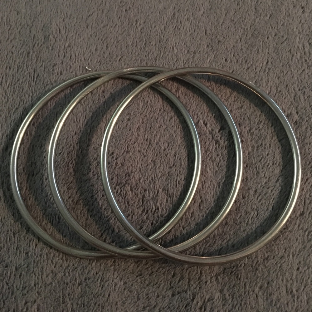 NWOT 3 stainless steel bangle bracelets
