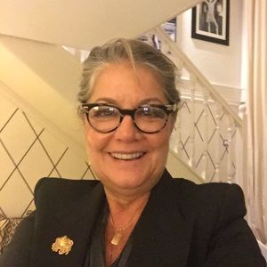 Meet your Posher, Robin