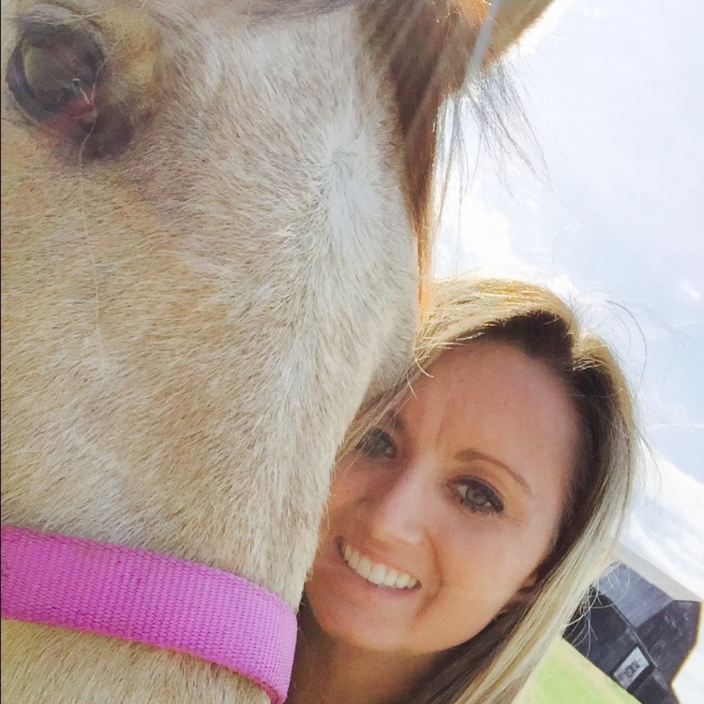 Meet your Posher, Kelsey