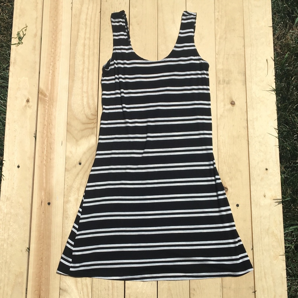Black and white stripped PAC SUN dress