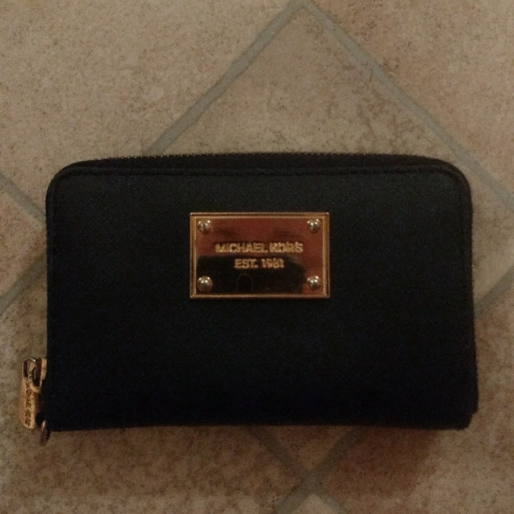 MUST GO! Black Micheal Kors Wallet