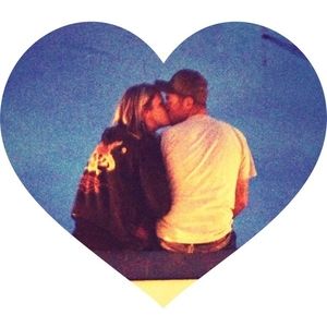 Meet your Posher, Holly