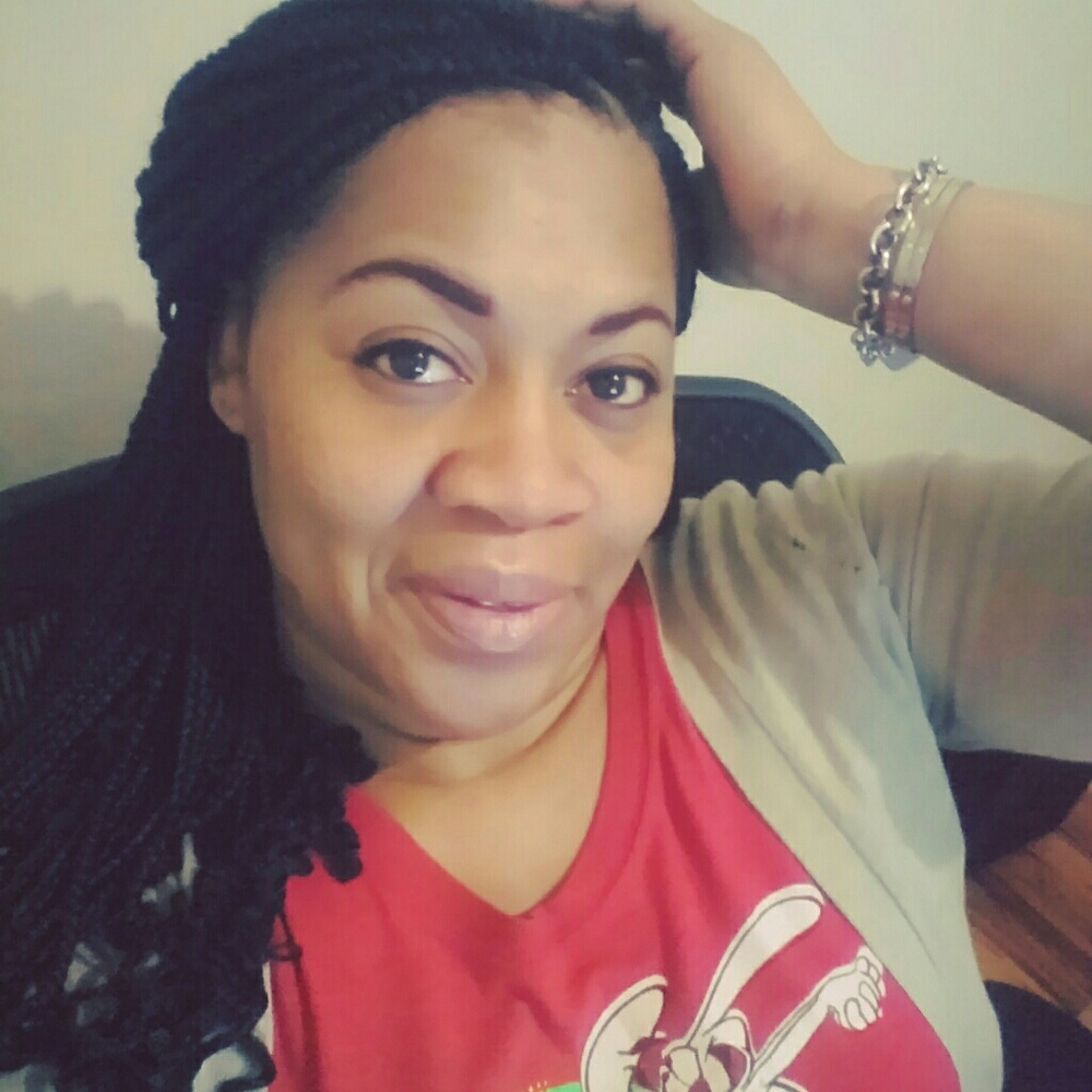 Meet your Posher, Latoya