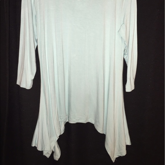 turquoise shirt with collar bone cutouts - Picture 4 of 4