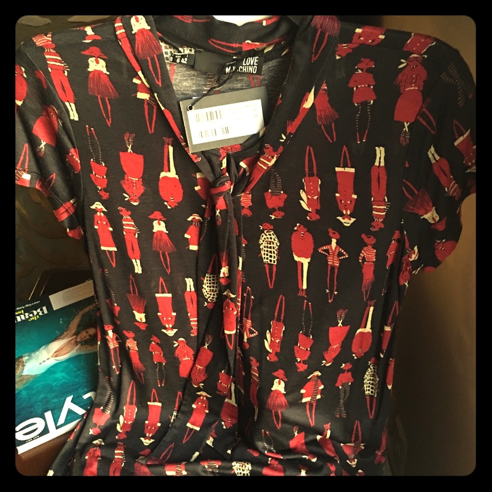 Love Moschino top with short sleeves