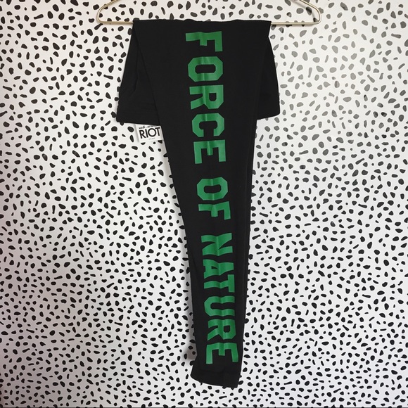 Black “Force of Nature” Leggings - Picture 2 of 2