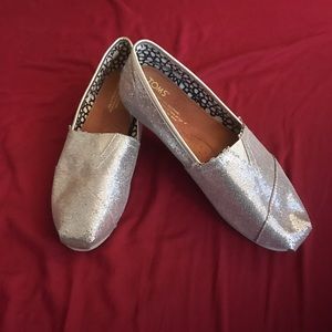 Silver TOMS