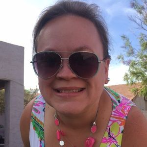 Meet your Posher, Tara