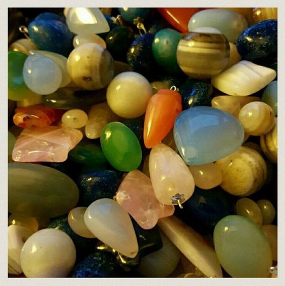 GEMSTONE PENDANTS - PENDULUMS - ARROWHEADS & MORE - Picture 2 of 8